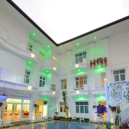 Sahira Butik Pakuan Syariah Hotel Μπογκόρ Εξωτερικό φωτογραφία
