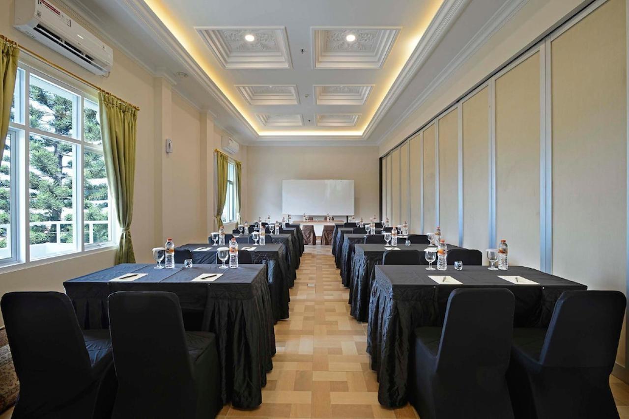 Sahira Butik Pakuan Syariah Hotel Μπογκόρ Εξωτερικό φωτογραφία
